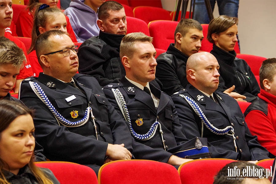 Elbląg: Młodzieżowe drużyny pożarnicze otrzymały promesy, fot. 28