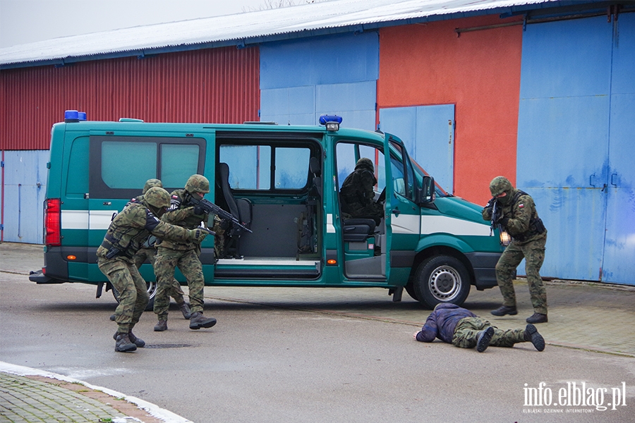 Sabotayci prbowali zatru ujcie wody przy ul. Krlewieckiej, fot. 7