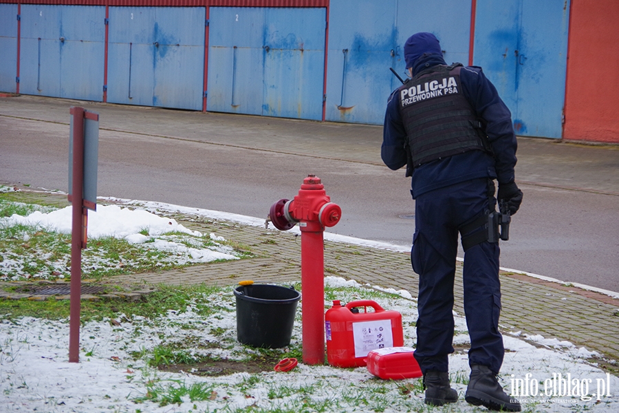 Sabotayci prbowali zatru ujcie wody przy ul. Krlewieckiej, fot. 16