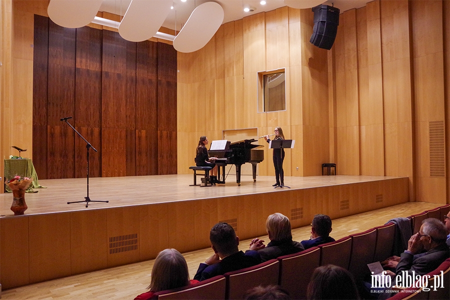 Elblg: Kulturalne "Promocje". Za nami koncert donacyjny ETK, fot. 3