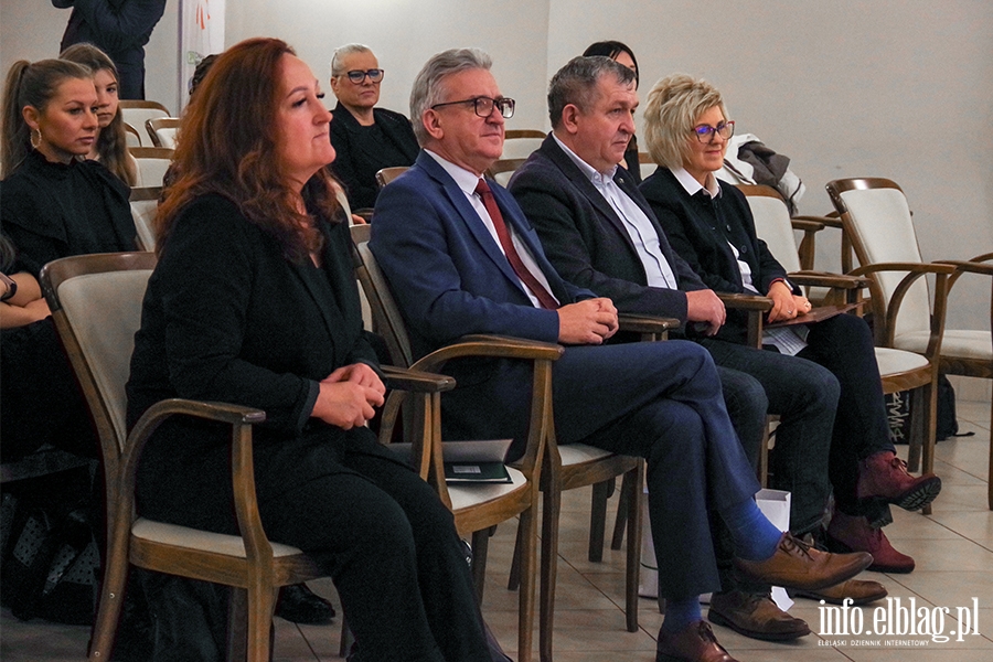 Elbląg: Społecznicy nagrodzeni. Gala z okazji Międzynarodowego Dnia Wolontariatu, fot. 51