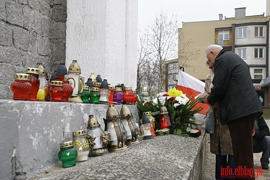  Elblanie zoyli hod ofiarom tragedii pod Smoleskiem, fot. 19