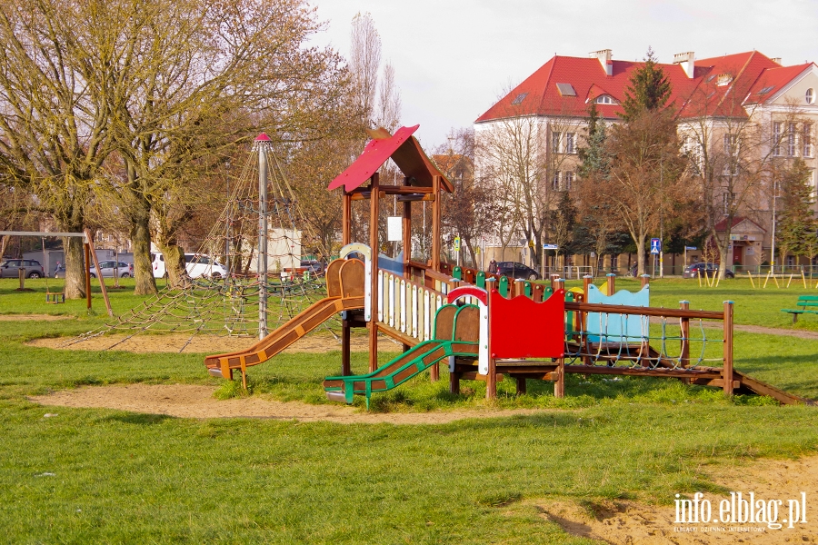 Park Gen. Nieczuja-Ostrowskiego przy ul. Mickiewicza, fot. 20