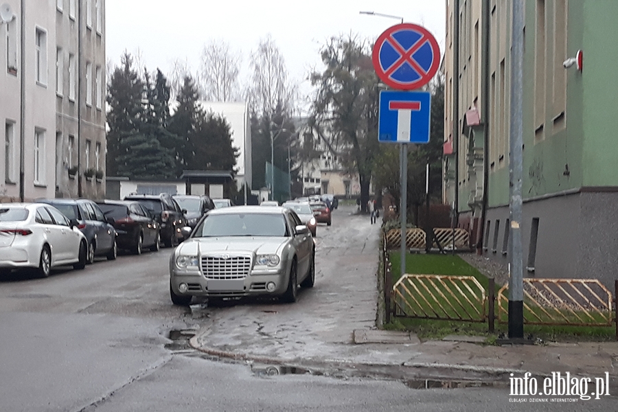 Mistrzowie parkowania w Elblgu (cz 214), fot. 4