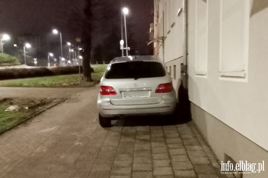 Mistrzowie parkowania w Elblgu (cz 216), fot. 1