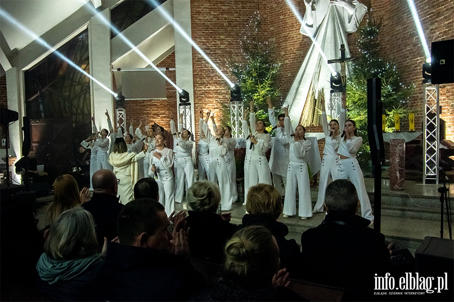 Elblg: Muzyczna magia. Za nami koncert witeczny Szalonych Maolat , fot. 56