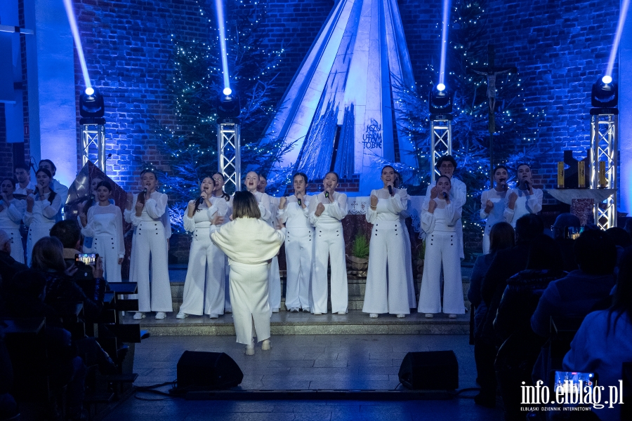 Elblg: Muzyczna magia. Za nami koncert witeczny Szalonych Maolat , fot. 63