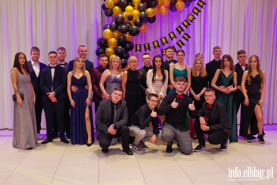 To był szczęśliwy piątek trzynastego. Studniówka ZST-I w Elblągu, fot. 41