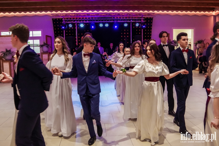 Zabawa na 102! Trwa bal studniówkowy II Liceum Ogólnokształcącego, fot. 17