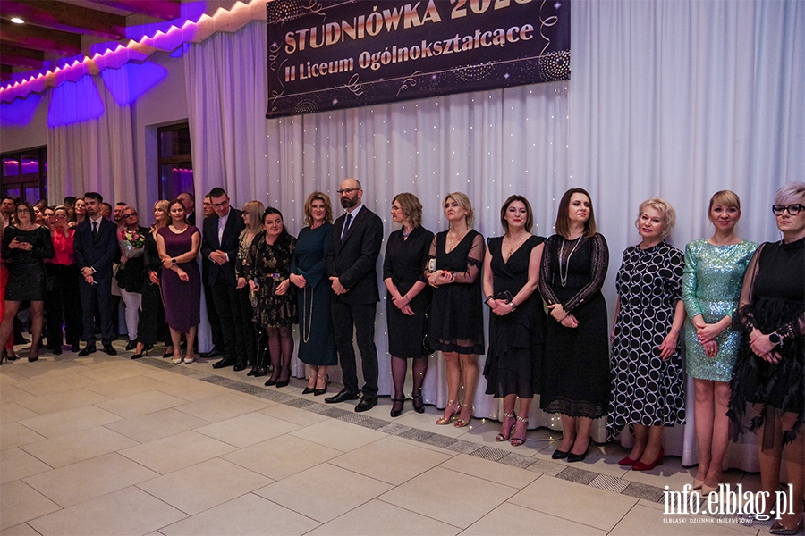 Zabawa na 102! Trwa bal studniówkowy II Liceum Ogólnokształcącego, fot. 31