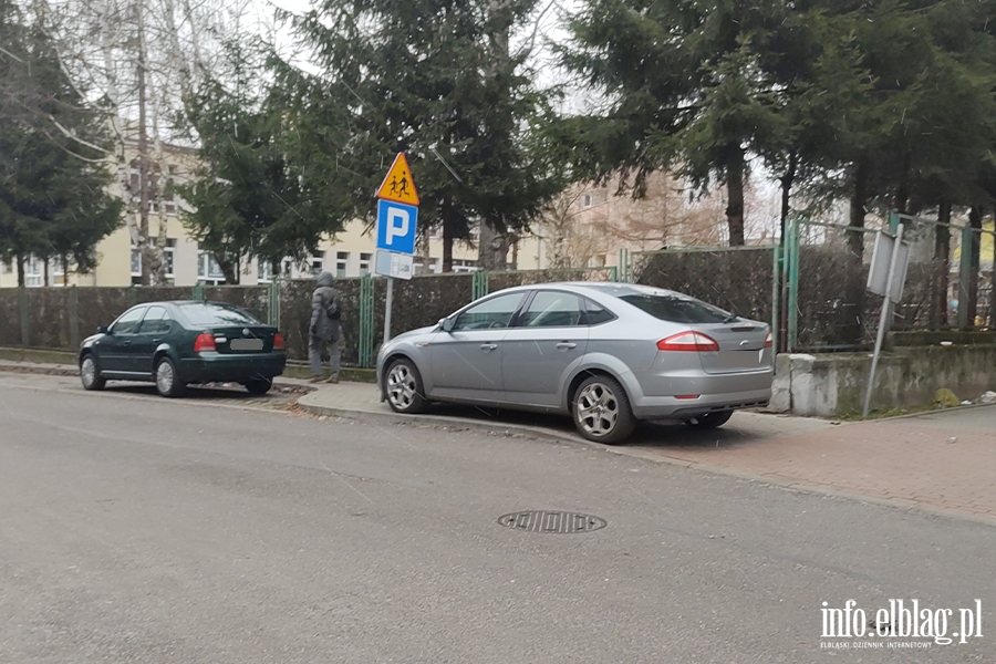 Mistrzowie parkowania w Elblgu (cz 221), fot. 4