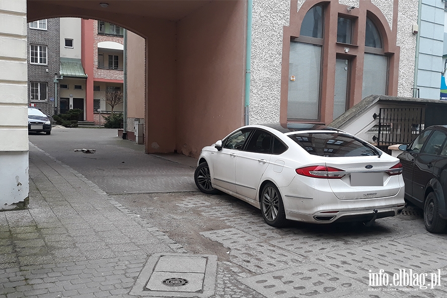 Mistrzowie parkowania w Elblgu (cz 221), fot. 6