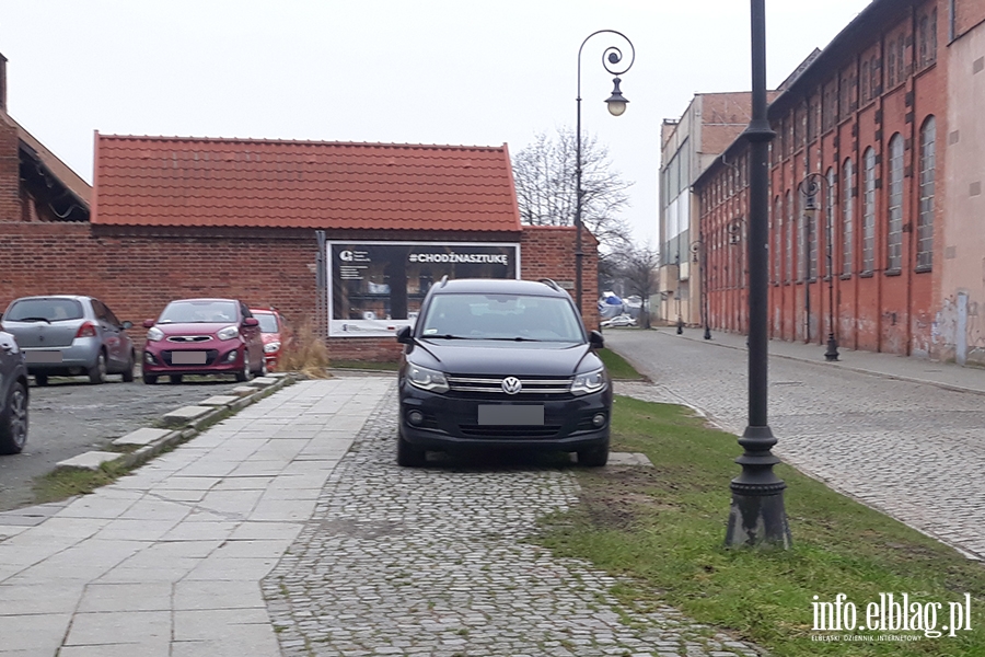 Mistrzowie parkowania w Elblgu (cz 222), fot. 2