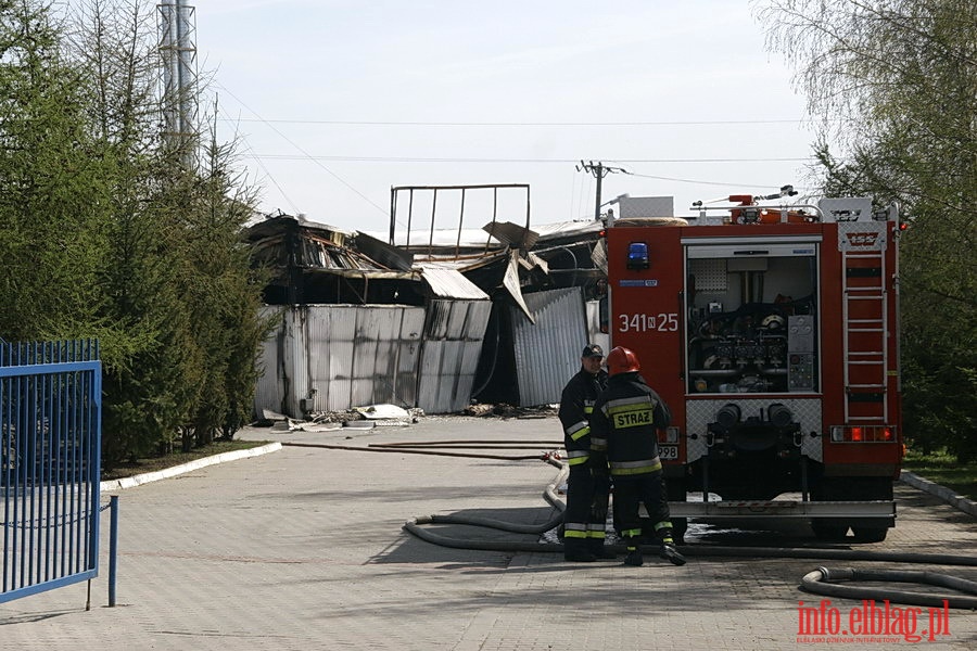 Pożar stolarni zakładu meblowego w Sierpinie, fot. 20