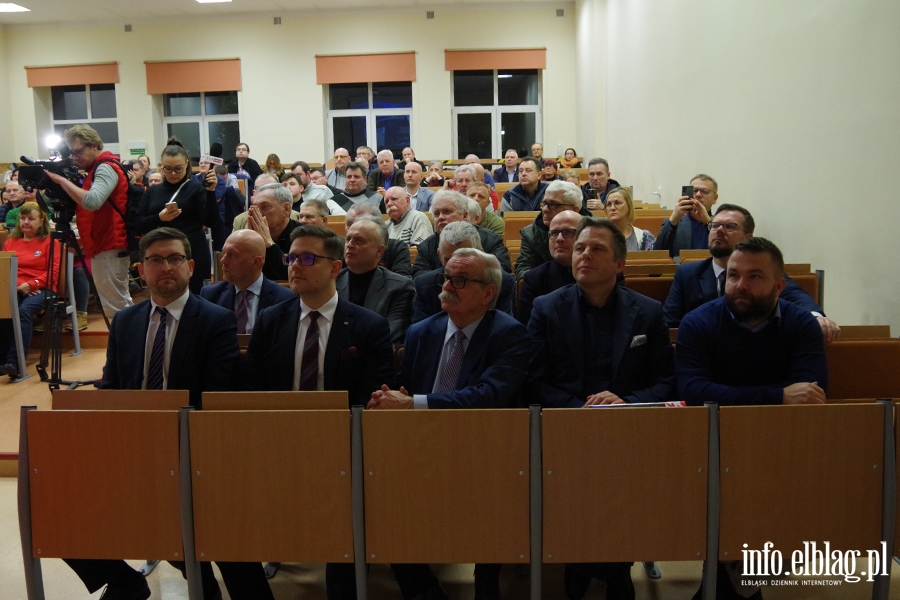 Europoseł Dominik Tarczyński w Elblągu:Cieszę się, że była otwartość na dyskusję, fot. 12