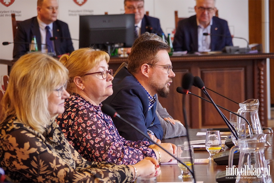 Przypominano sobie o mieszkańcach? Radni chcą zapytać elblążan o przyszłość portu, fot. 8
