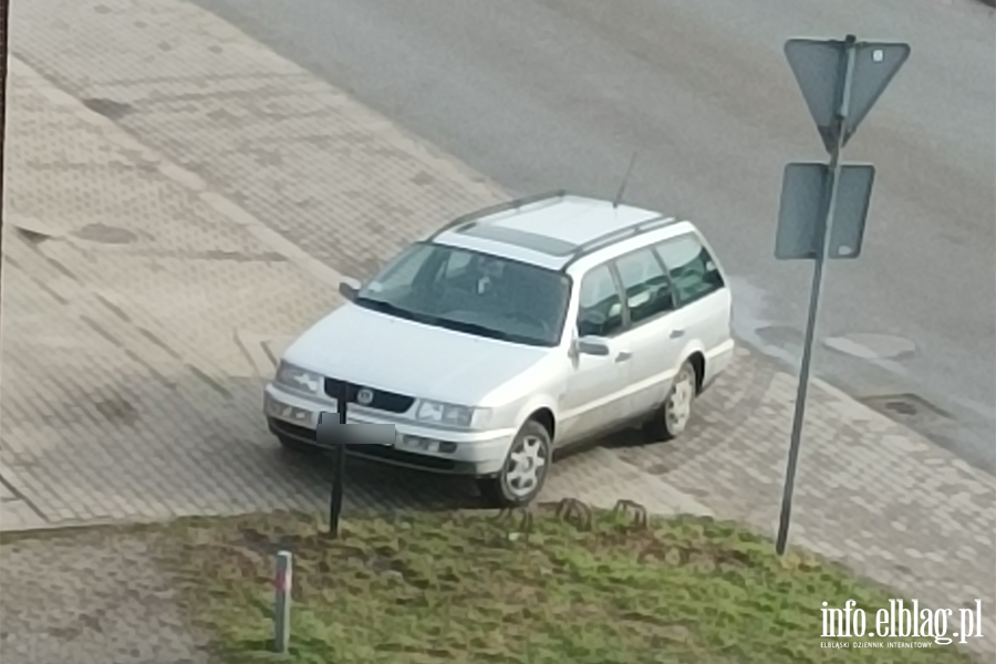 Mistrzowie parkowania w Elblgu (cz 229), fot. 4