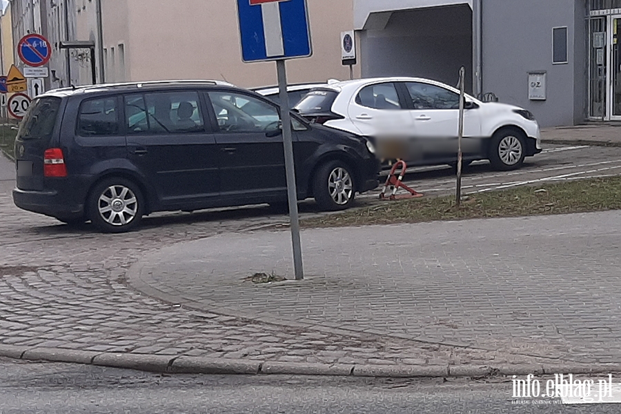 Mistrzowie parkowania w Elblgu (cz 230), fot. 3