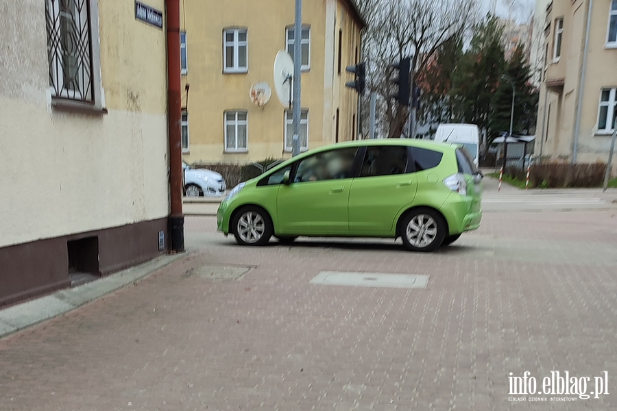 Mistrzowie parkowania w Elblgu (cz 232), fot. 11