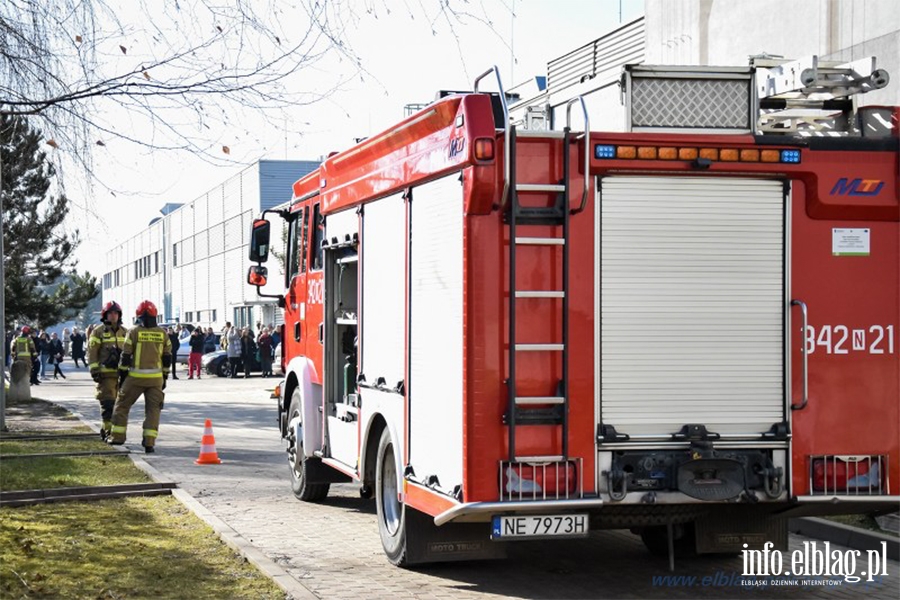 Alarm bombowy w CH OGRODY. Ewakuowano pracownikw i klientw. To byy tylko wiczenia, fot. 6