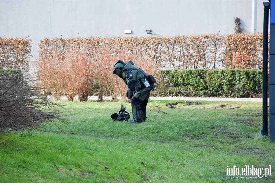 Alarm bombowy w CH OGRODY. Ewakuowano pracownikw i klientw. To byy tylko wiczenia, fot. 20