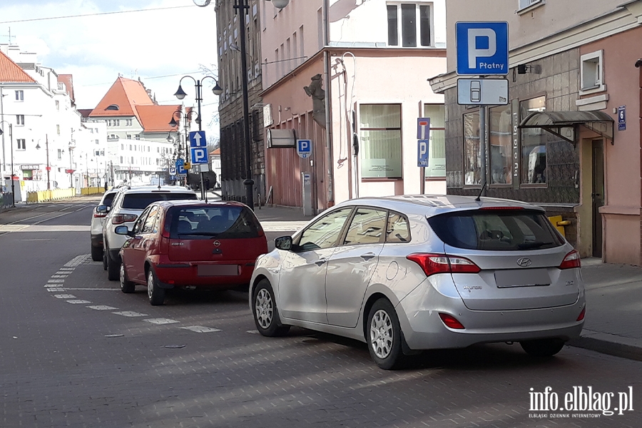 Mistrzowie parkowania w Elblągu (część 234), fot. 2
