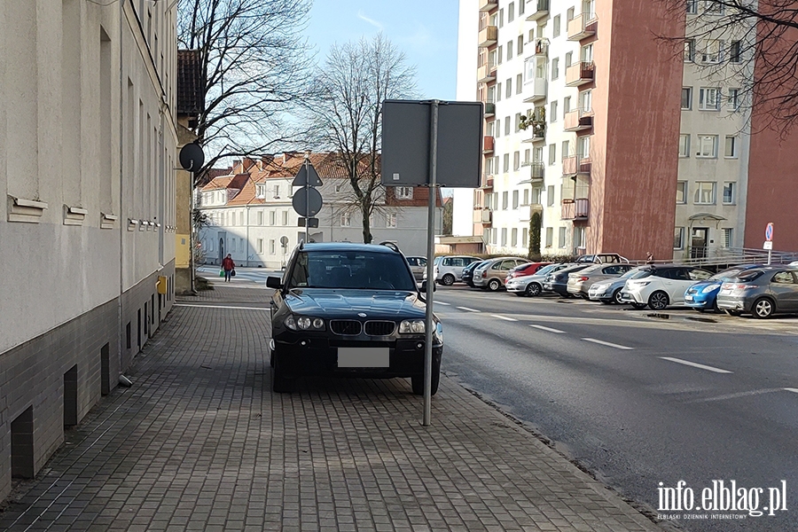 Mistrzowie parkowania w Elblgu (cz 238), fot. 4