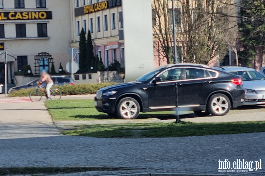 Mistrzowie parkowania w Elblągu (część 244), fot. 6