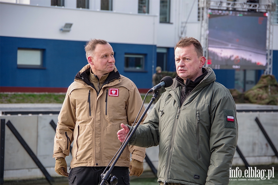 wiczenia na Mierzei Wilanej. Dziaania onierzy obserwowa prezydent Duda, fot. 88