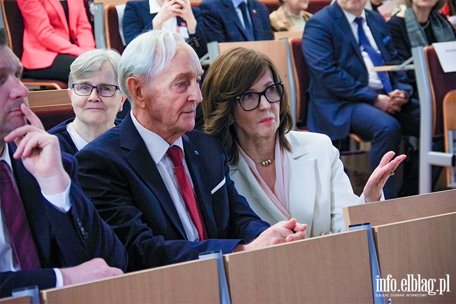  Adam Niedzielski i Przemysaw Czarnek podczas Konferencji Elblg Public Health AMiSNS, fot. 5