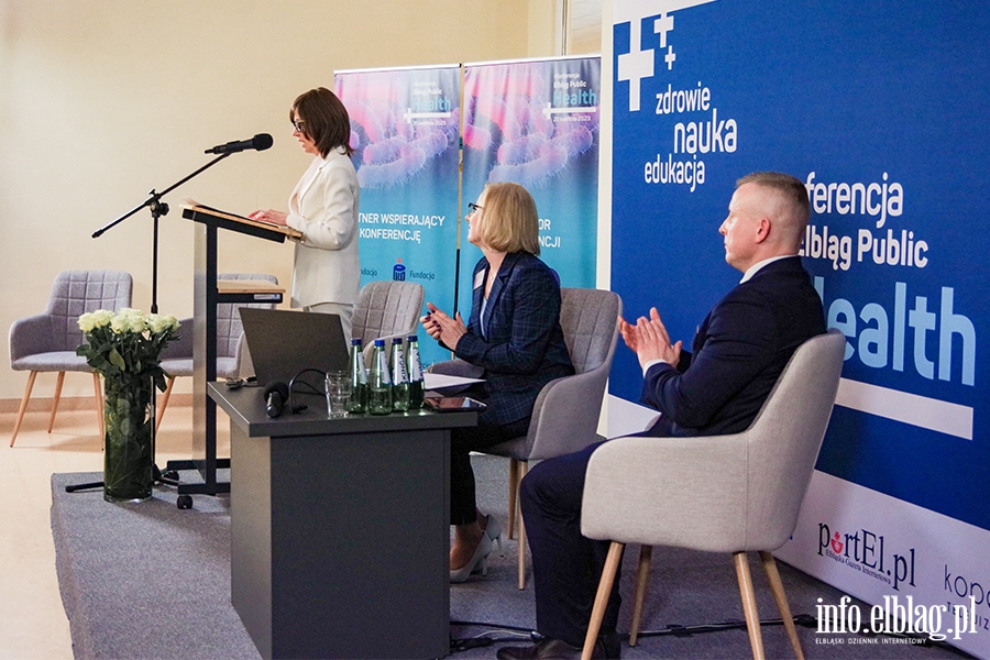  Adam Niedzielski i Przemysaw Czarnek podczas Konferencji Elblg Public Health AMiSNS, fot. 16