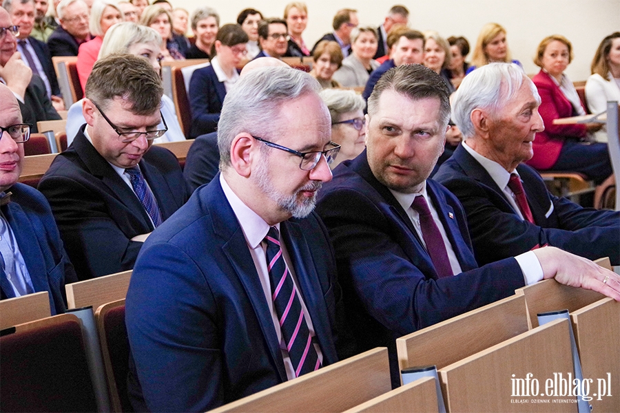  Adam Niedzielski i Przemysaw Czarnek podczas Konferencji Elblg Public Health AMiSNS, fot. 20