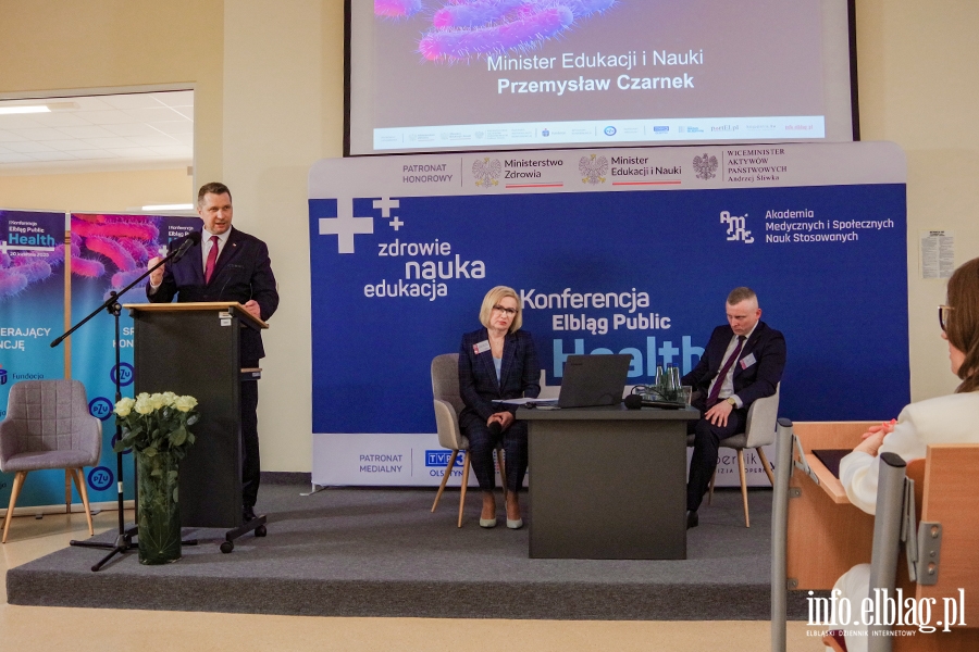  Adam Niedzielski i Przemysław Czarnek podczas Konferencji Elbląg Public Health AMiSNS, fot. 37