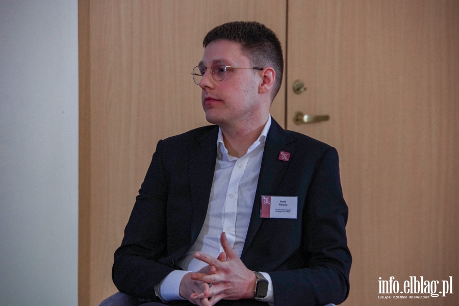 Adam Niedzielski i Przemysław Czarnek podczas Konferencji Elbląg Public Health AMiSNS, fot. 92