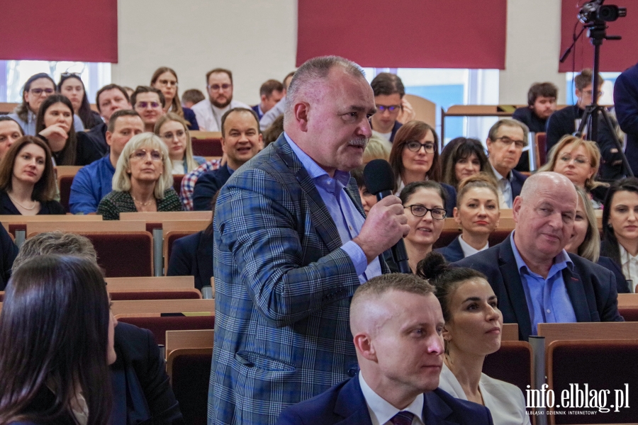  Adam Niedzielski i Przemysaw Czarnek podczas Konferencji Elblg Public Health AMiSNS, fot. 103