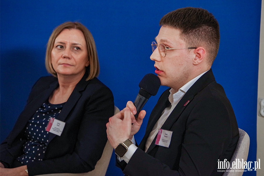  Adam Niedzielski i Przemysław Czarnek podczas Konferencji Elbląg Public Health AMiSNS, fot. 114