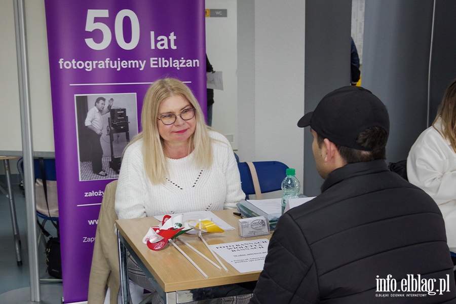 Elblskie Targi Pracy za nami. Na chtnych czekao kilkaset ofert zatrudnienia, fot. 29