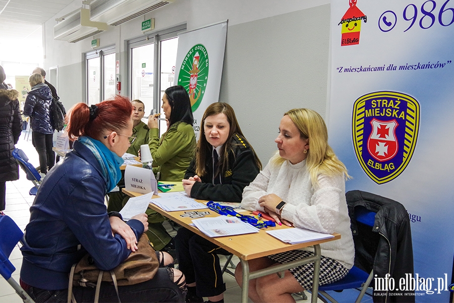 Elblskie Targi Pracy za nami. Na chtnych czekao kilkaset ofert zatrudnienia, fot. 31