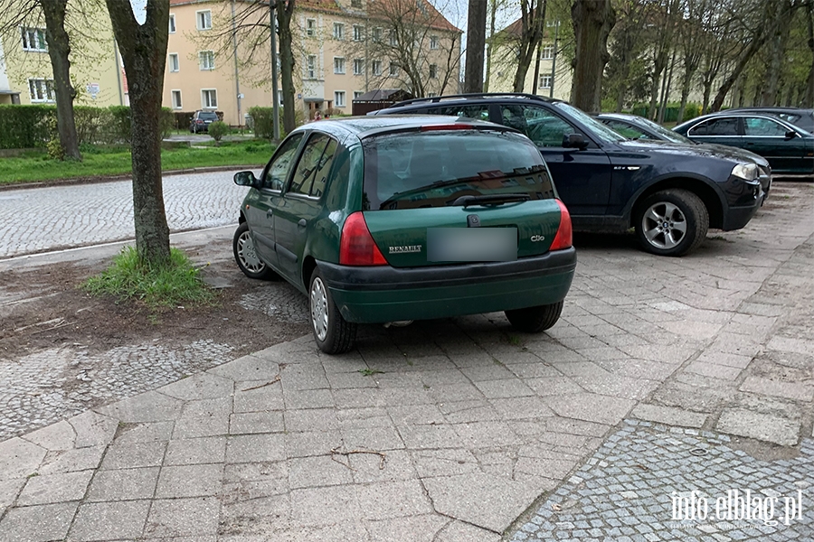 Mistrzowie parkowania w Elblgu (cz 246), fot. 3