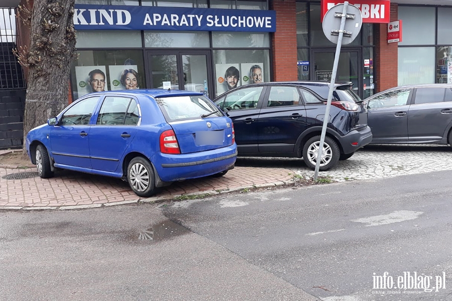 Mistrzowie parkowania w Elblgu (cz 246), fot. 11