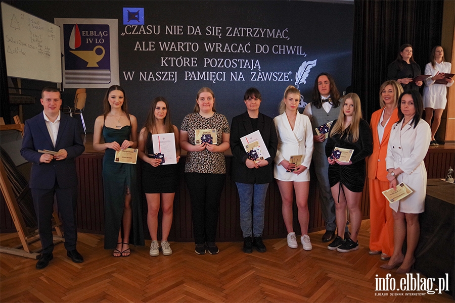 Elblg: Uroczyste poegnanie maturzystw w IV LO, fot. 36
