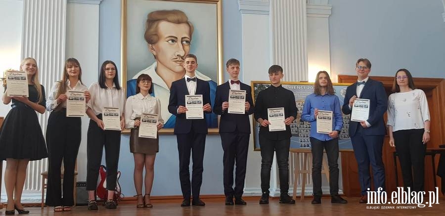 Zakoczenie roku szkolnego maturzystw w I LO w Elblgu, fot. 11
