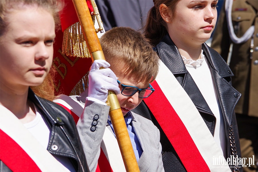 Obchody 232. rocznicy uchwalenia Konstytucji 3 Maja. witowalimy oficjalnie i... na rzece Elblg, fot. 18