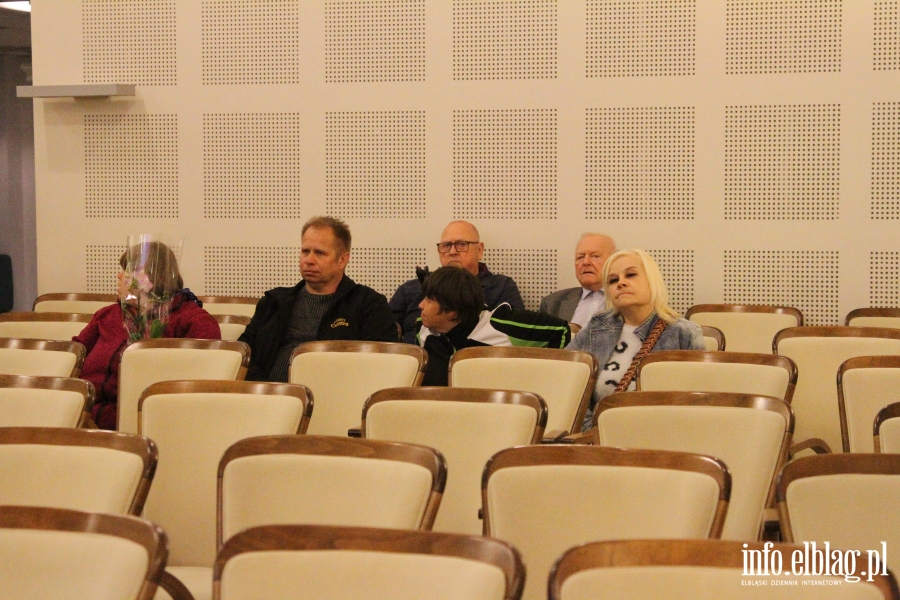 "Bezpieczna rodzina" w Elblgu. Spotkanie parlamentarzystw Lewicy z mieszkacami, fot. 13