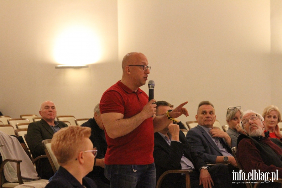 "Bezpieczna rodzina" w Elblągu. Spotkanie parlamentarzystów Lewicy z mieszkańcami, fot. 30