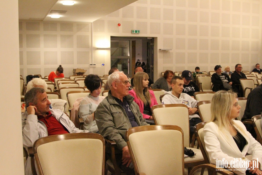 "Bezpieczna rodzina" w Elblgu. Spotkanie parlamentarzystw Lewicy z mieszkacami, fot. 38