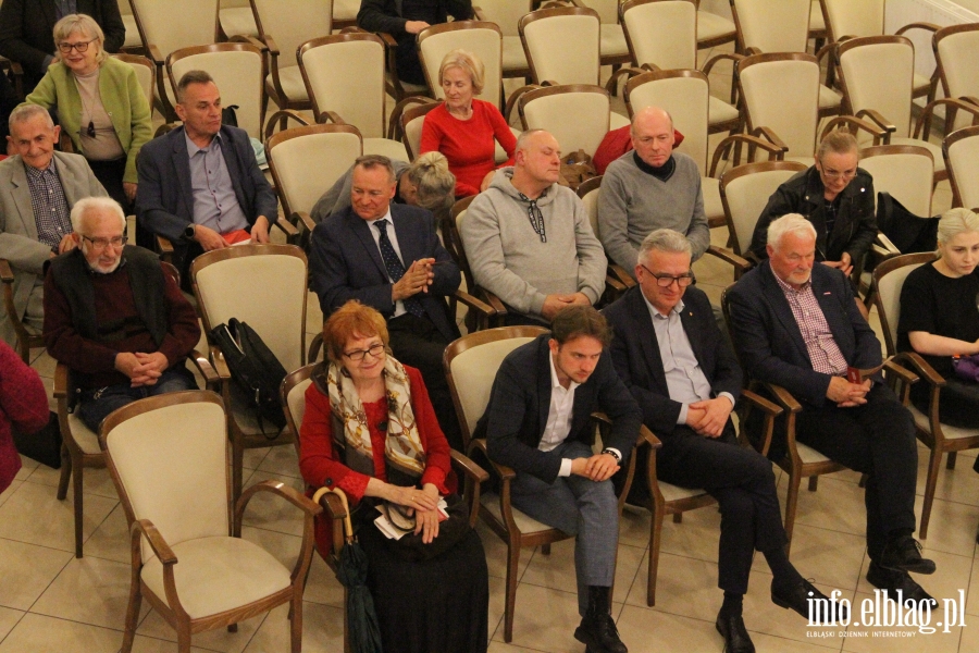 "Bezpieczna rodzina" w Elblgu. Spotkanie parlamentarzystw Lewicy z mieszkacami, fot. 40