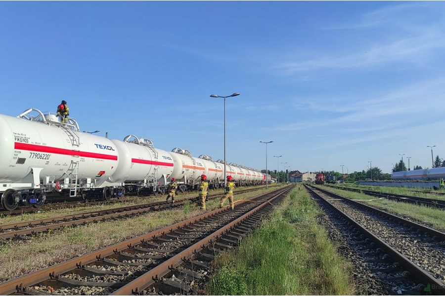 Rozszczelniona cysterna z gazem. Doszo do wycieku - Braniewo, fot. 11