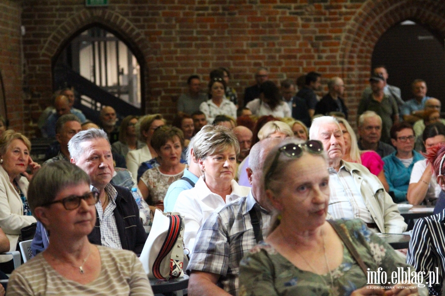 Przekonywanie ju przekonanych; czyli spotkanie otwarte grupy parlamentarzystw PO z elblanami, fot. 15