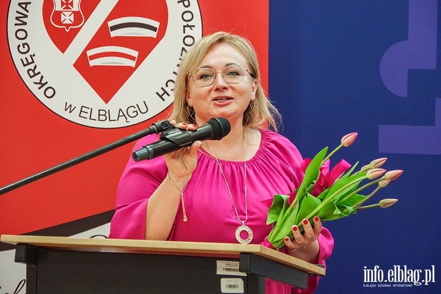 Elbląg: "Rozpalić w sobie iskrę". Pielęgniarki i położne świętowały, fot. 68